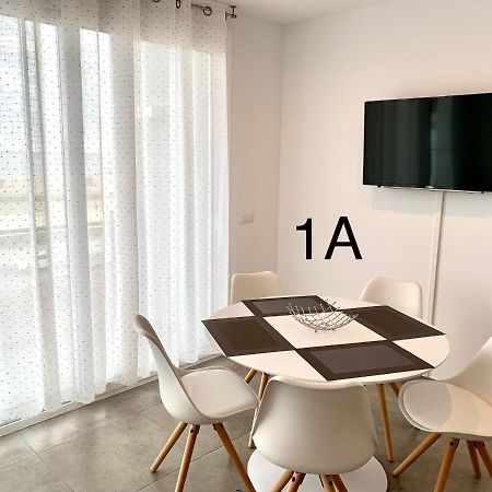 Edifici Valeria Διαμέρισμα Empuriabrava Εξωτερικό φωτογραφία